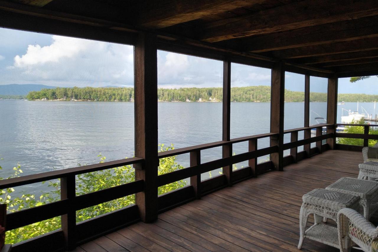Meredith Lakefront Lodge On Lake Winnipesaukee Exterior photo