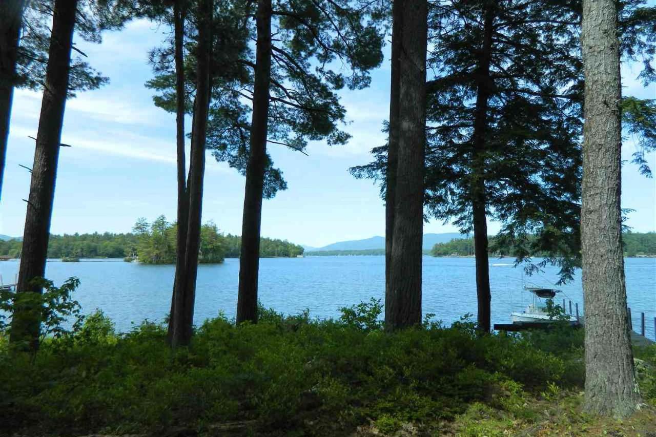 Meredith Lakefront Lodge On Lake Winnipesaukee Exterior photo